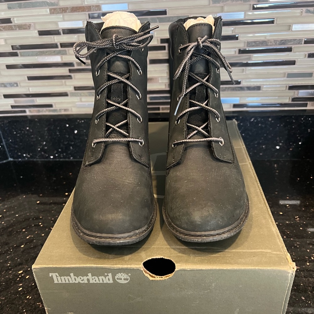 Timberland Amston Wedge Booties
Black Leather